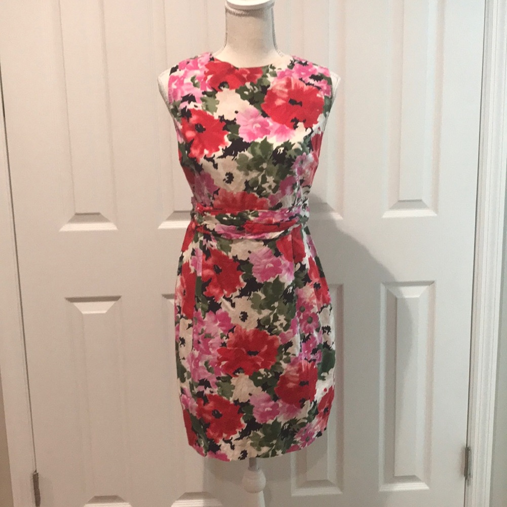 Floral dress by the TOPSHOP! 👗 ❤️💕